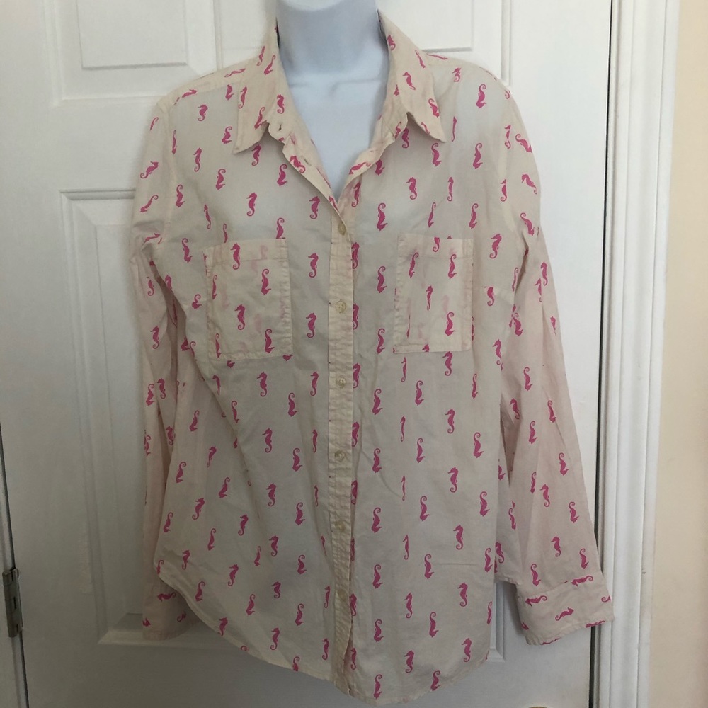 GUC off white with pink seahorses